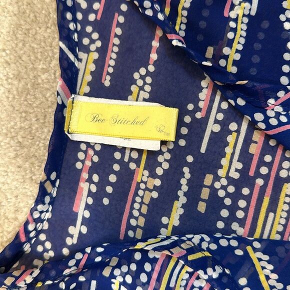 Bee Stitched Sheer Tunic Blur Yellow Pink Patterned Top Women Size Small - Picture 7 of 9